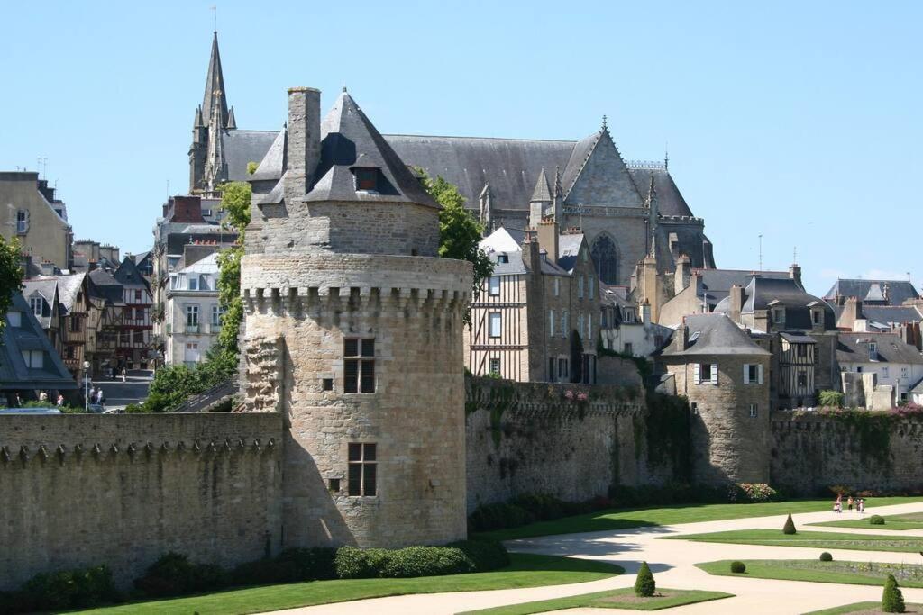 Suite Kassiopee, Romantisme, Balneo, Sauna Quimperlé Zewnętrze zdjęcie
